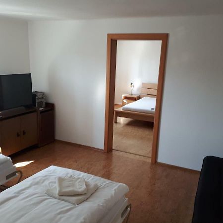 Brezno - 2 Izbovy Apartman Zewnętrze zdjęcie