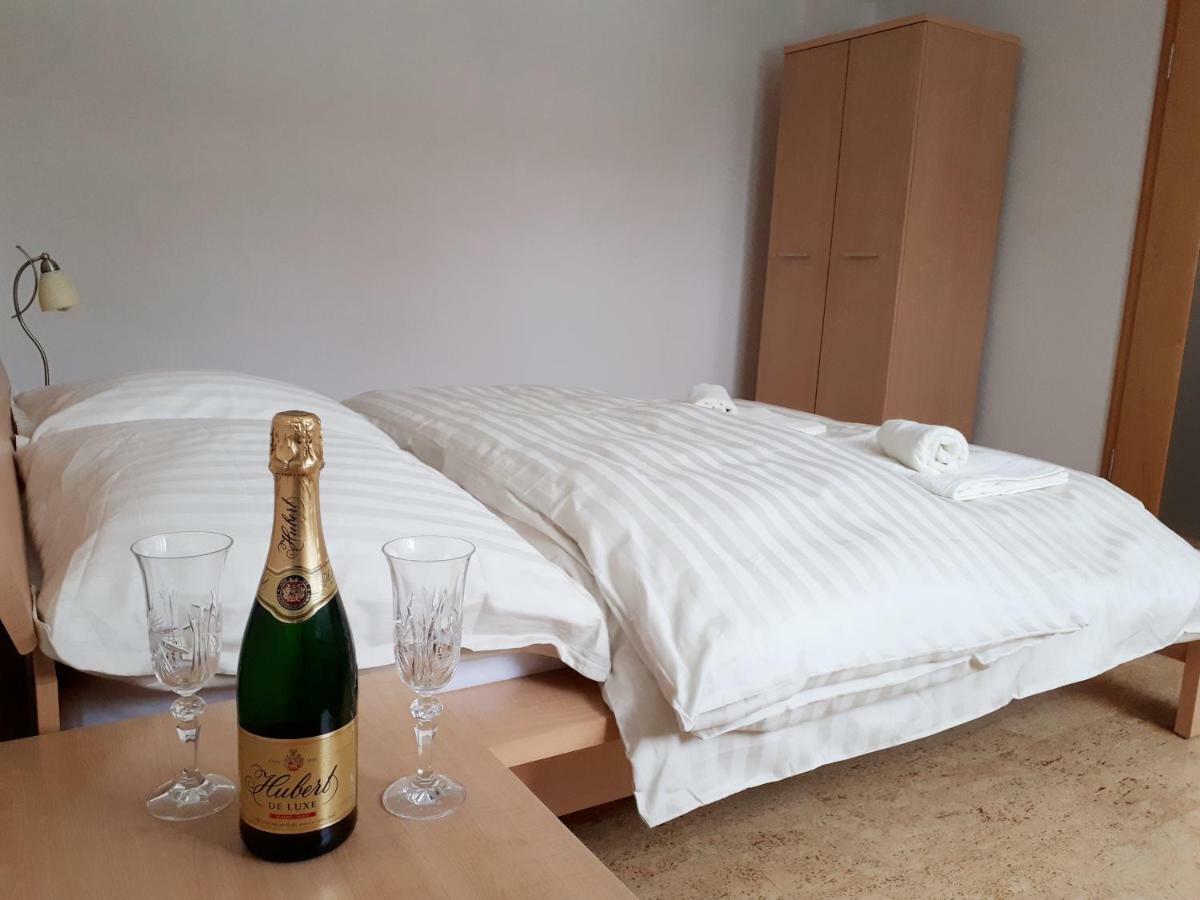 Brezno - 2 Izbovy Apartman Zewnętrze zdjęcie